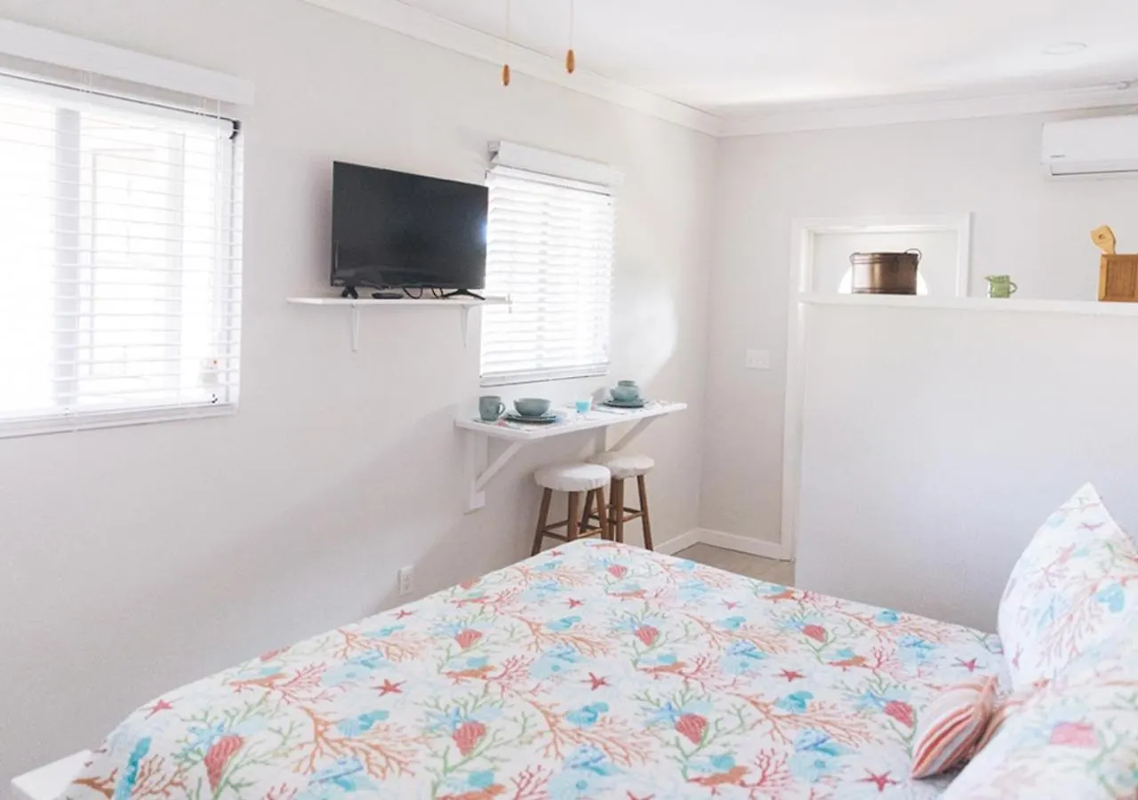 Coconut Palms Hideaway Hotel Nassau